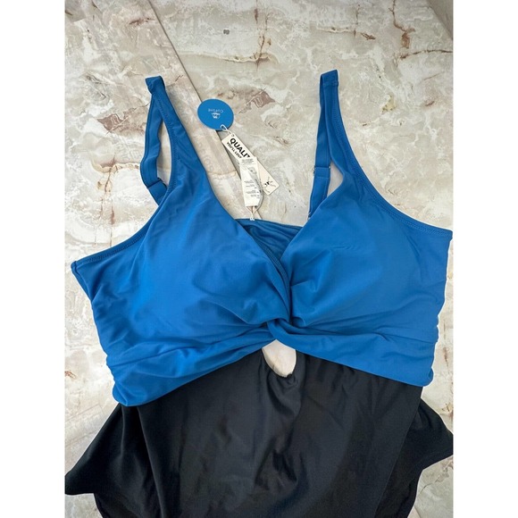 Cupshe Twist Front One Piece Adjustable Straps Swimwear Size‎ 4X - Picture 3 of 7